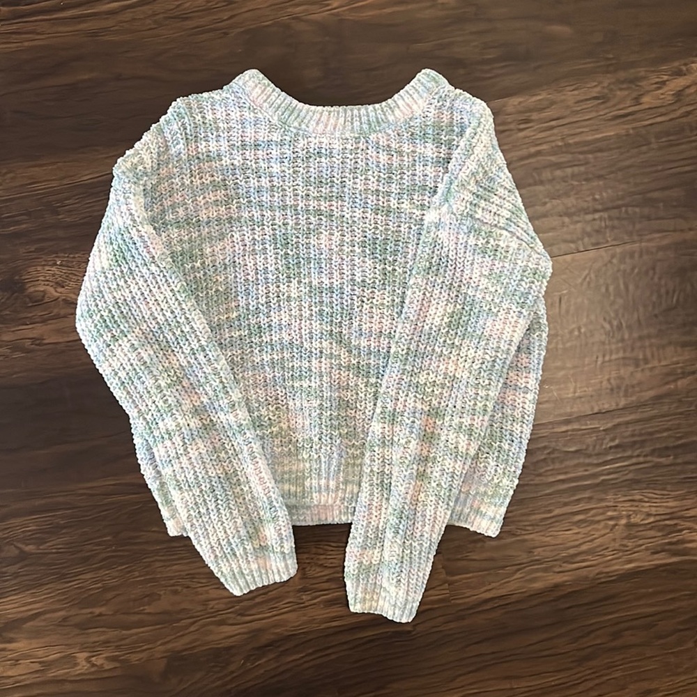 So cropped sweater